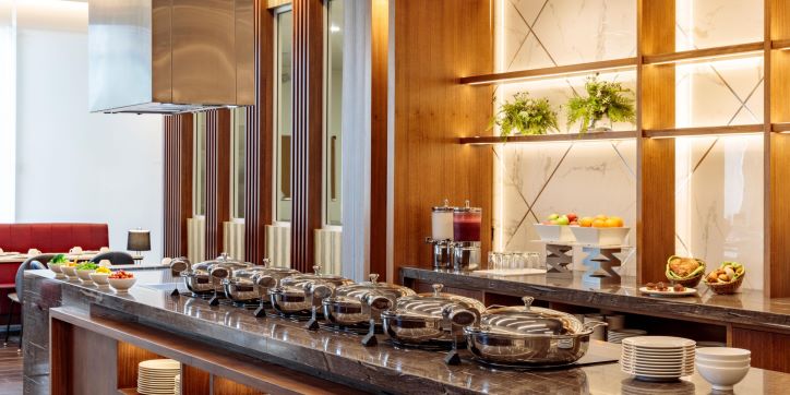 holiday-inn-quito-dinner-room