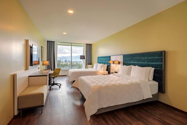 holiday-inn-quito-twin-beds-room holiday inn quito twin beds room