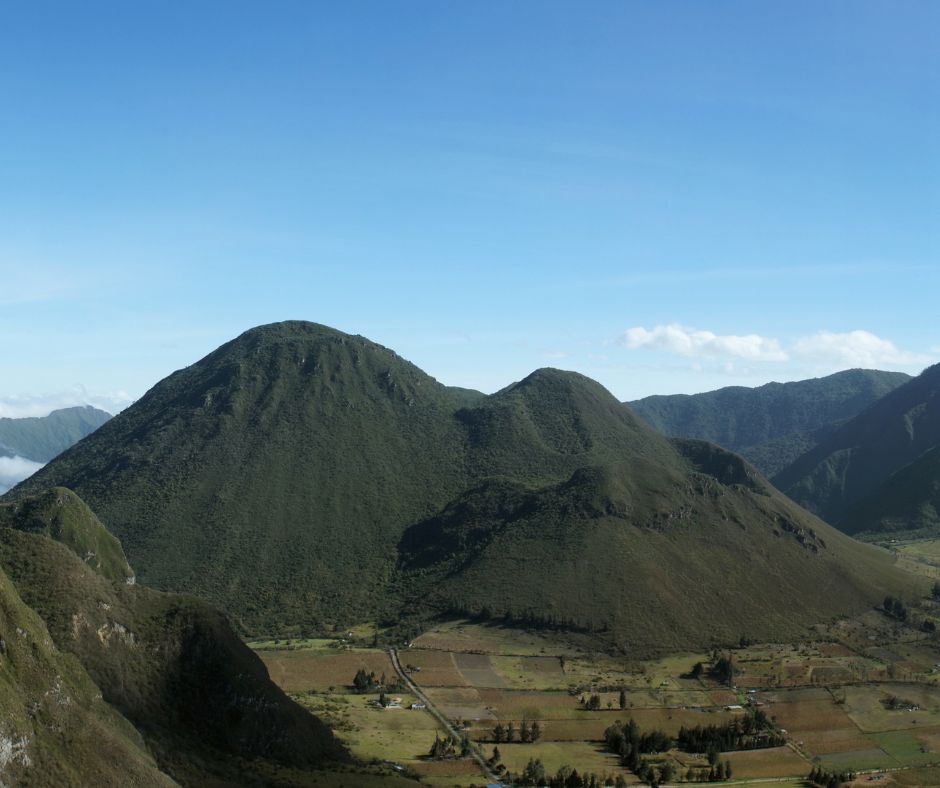 pululahua view point