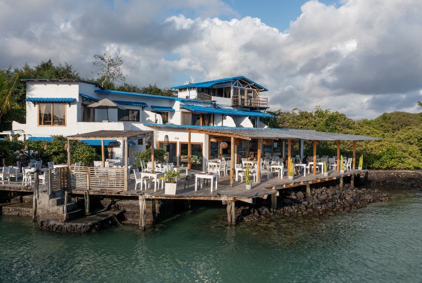 blu hotel galapagos