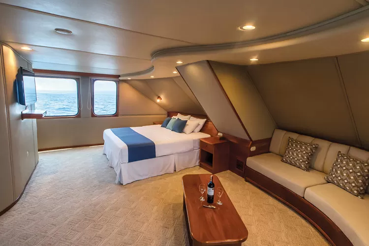 Integrity – Luxury Class – Galapagos 13 Integrity Yacht