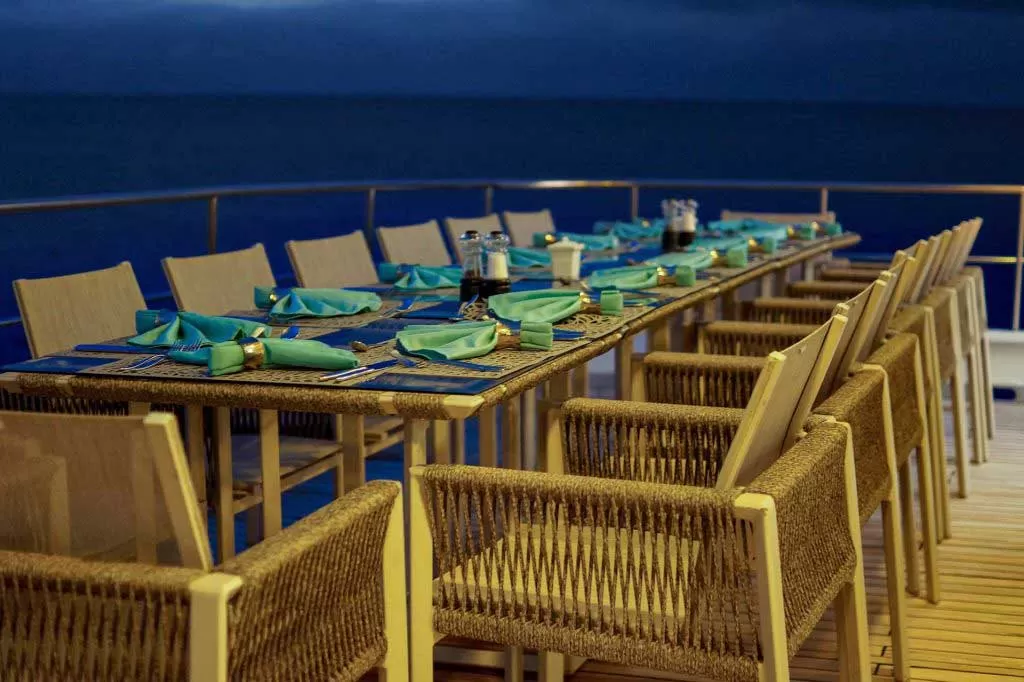 SOCIAL-AREAS9-alya Alya Yacht