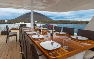 galapagos-natural-paradise-sundeck Narural Paradaise Yacht