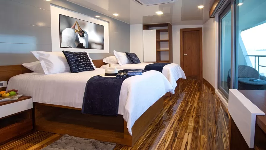Infinity Yacht