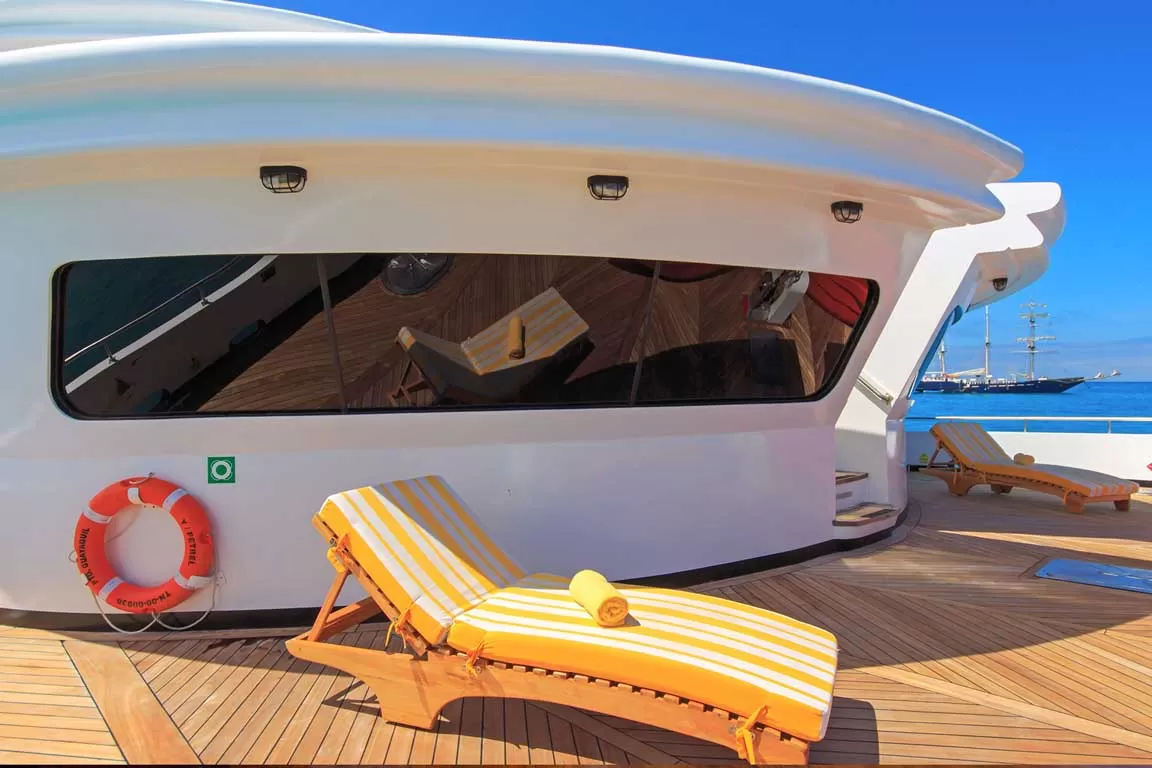 porch Petrel Catamaran