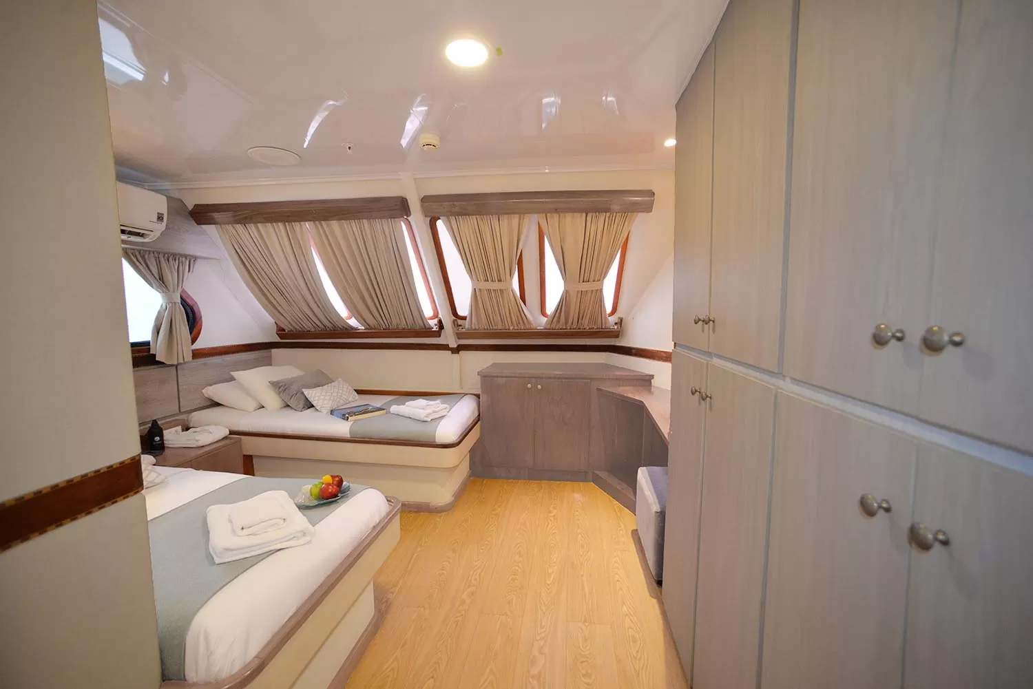 Seaman Catamaran