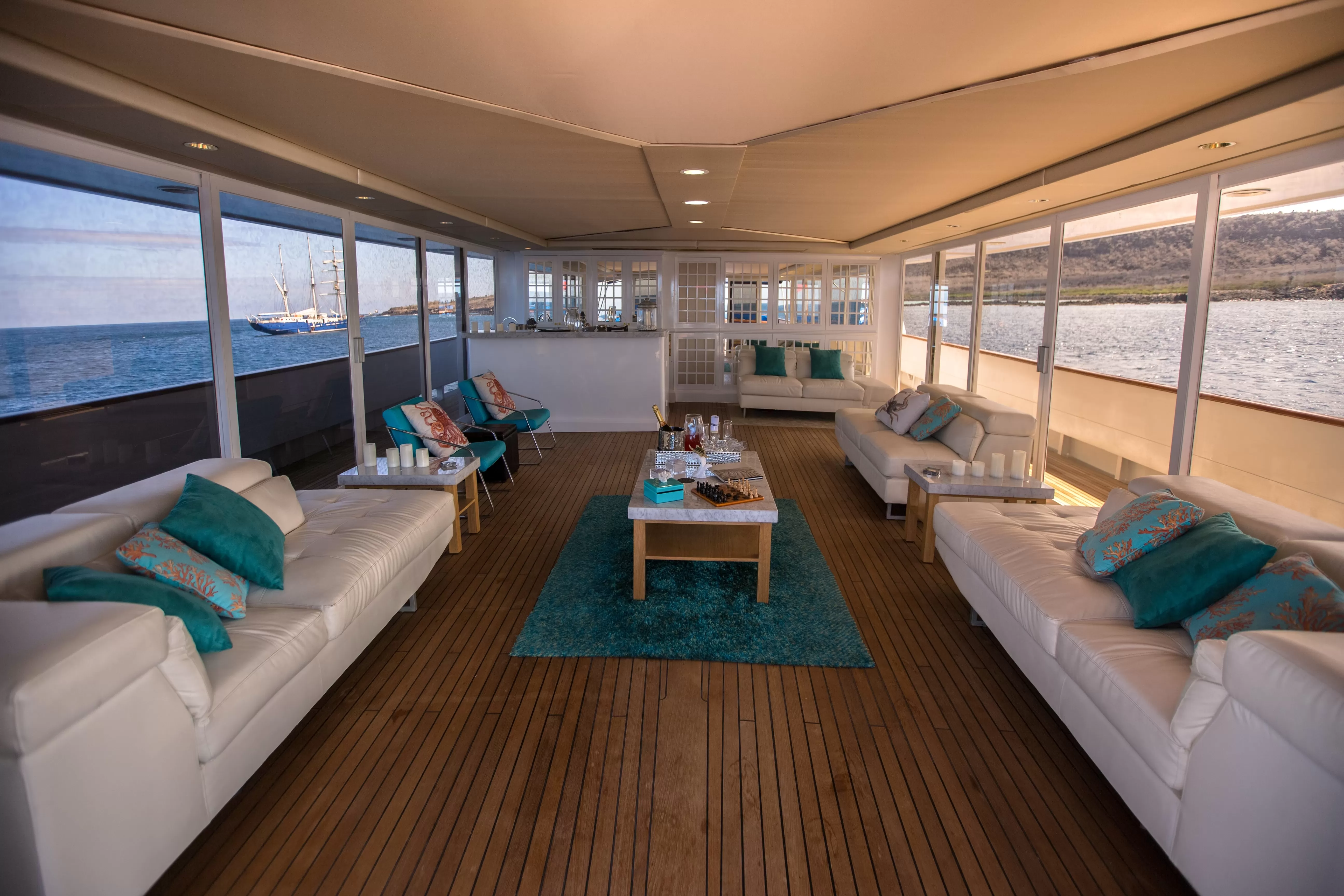 VIP SUITE(1) Passion Yacht