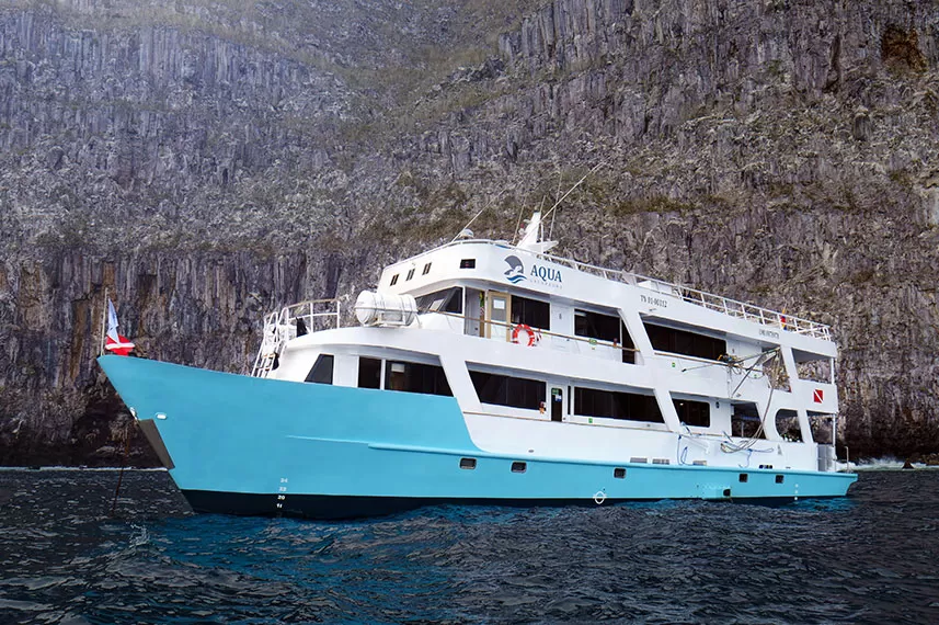 Aqua Yacht