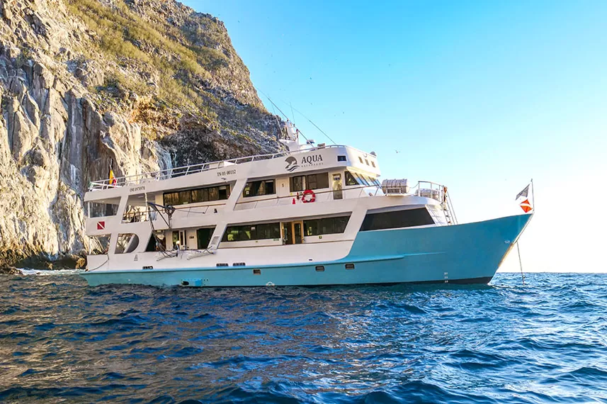 Aqua Yacht
