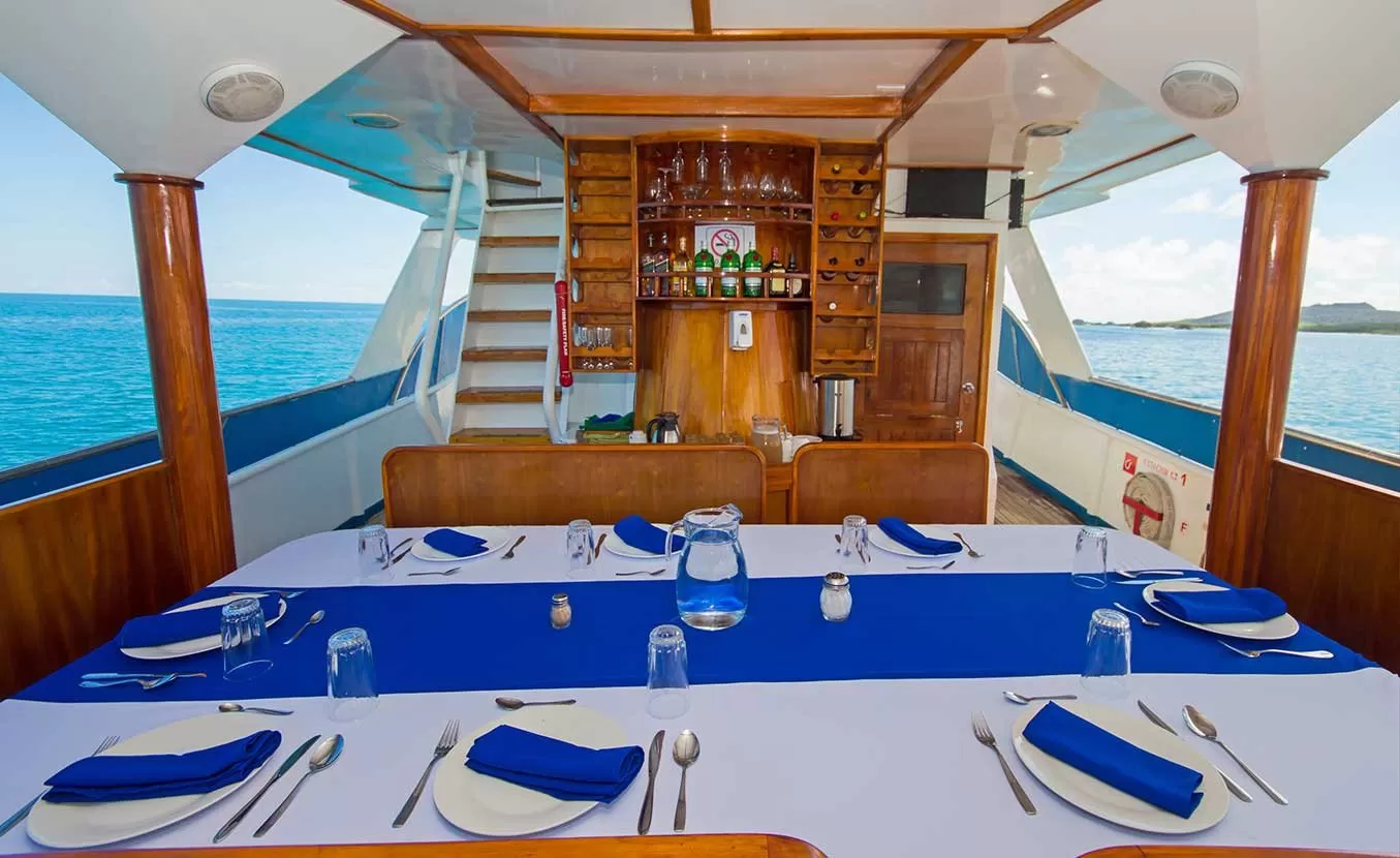 Danubio Azul Yacht