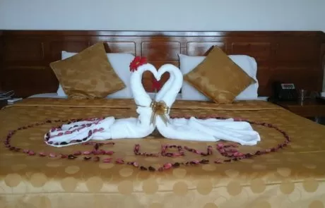 DEJA VÚ HOTEL