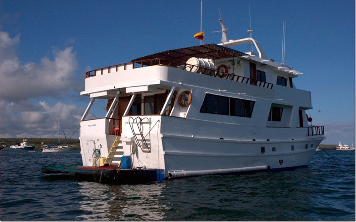 Darwin Yacht Deck Plans