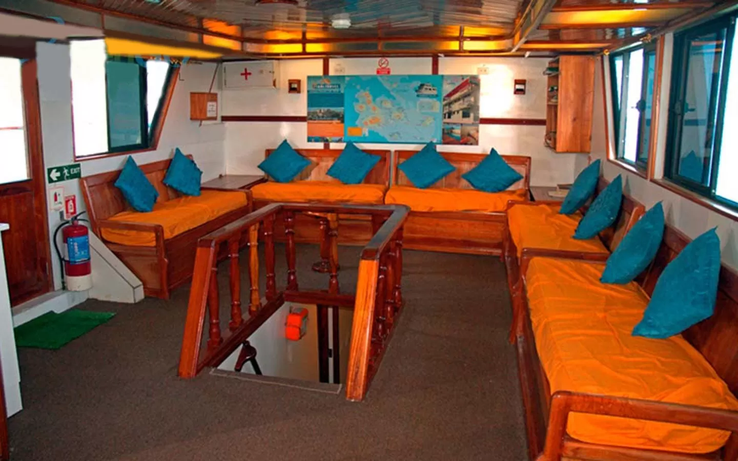 Darwin Yacht Deck Plans