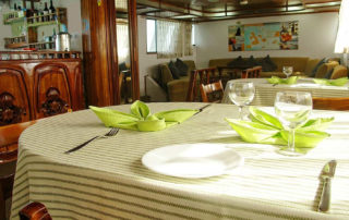 Darwin Yacht Deck Plans