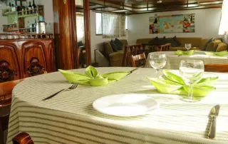 Darwin Yacht Deck Plans