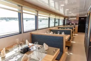Bonita Yacht Galapagos dinning area