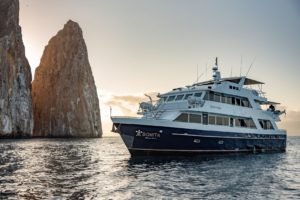 Bonita Yacht Galapagos