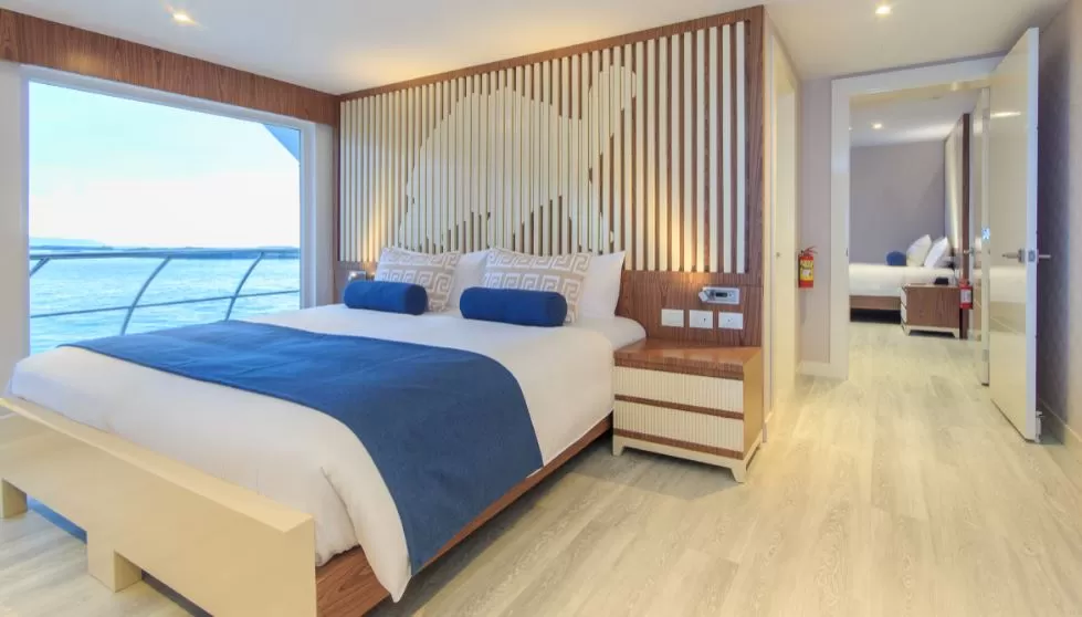 Elite Catamaran Galapagos Luxury Class Intercooection Suite 2 Elite Catamaran Luxury Class