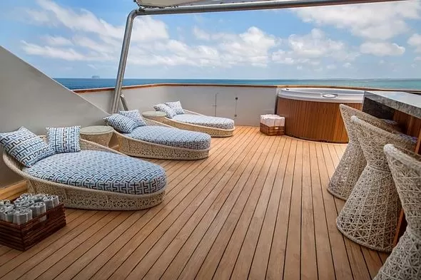 Origin Theory Yacht Galapagos Sundeck 2