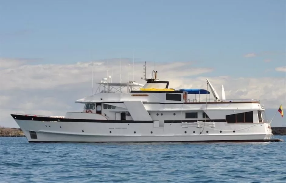 BELUGA YACHT