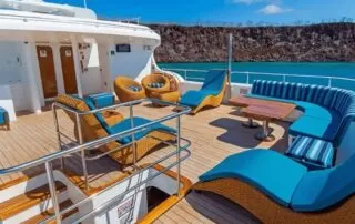 grand daphne sundeck