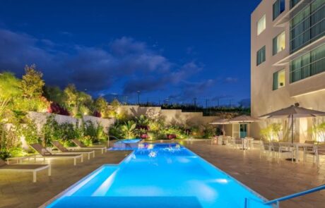 holiday inn quito swimming pool