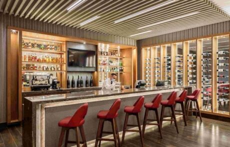 Hotel Holiday Inn Bar Airport