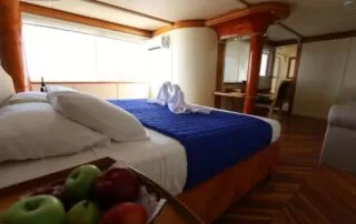 Millenium-Catamaran-doble-bed-cabin Millenium Catamaran doble bed cabin