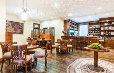 Holiday Inn Express drawingroom