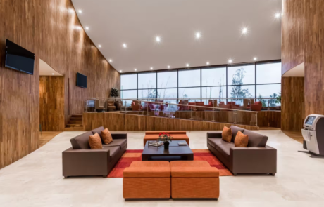 Wyndham Hotel Living room