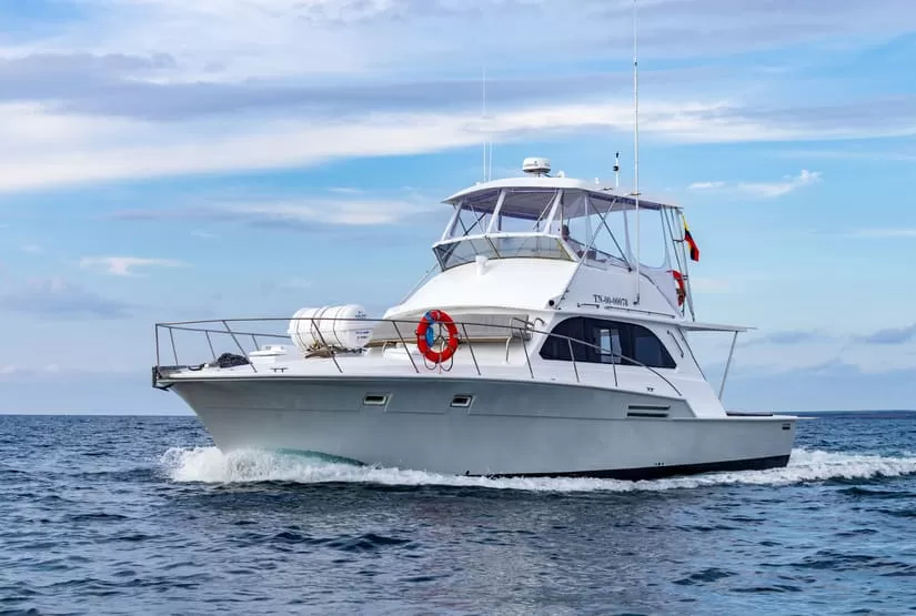 Galaxy Daily Galapagos Tours