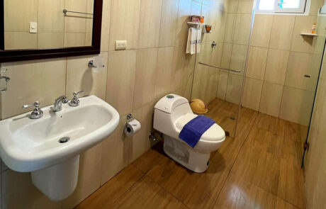 Hotel Cally Isabela gps Bathroom