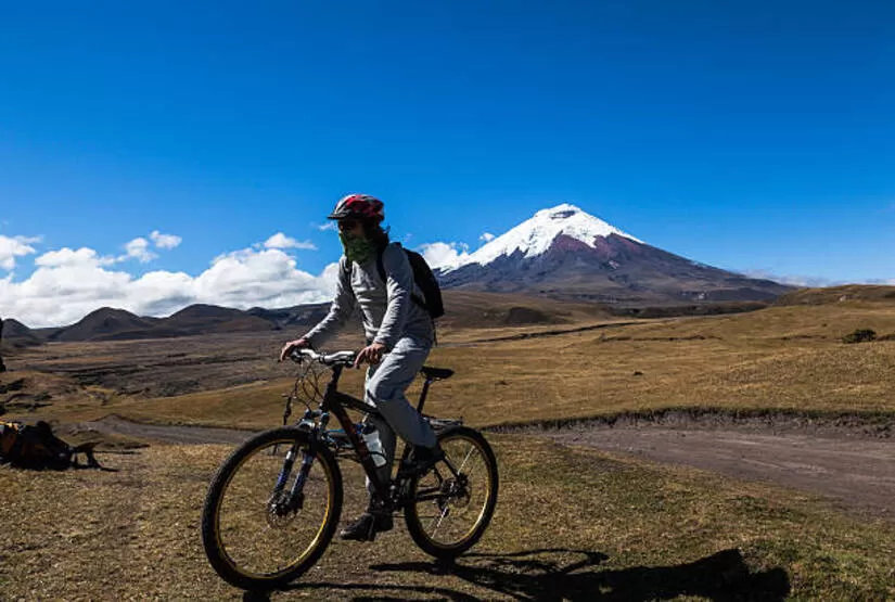 Cotopaxi tour bike