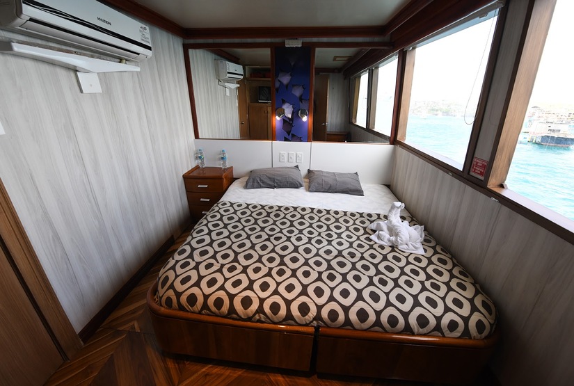 Humboldt Diving Yacht matrimonial bed
