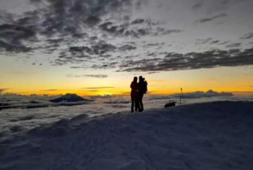 cotopaxi tours climbing