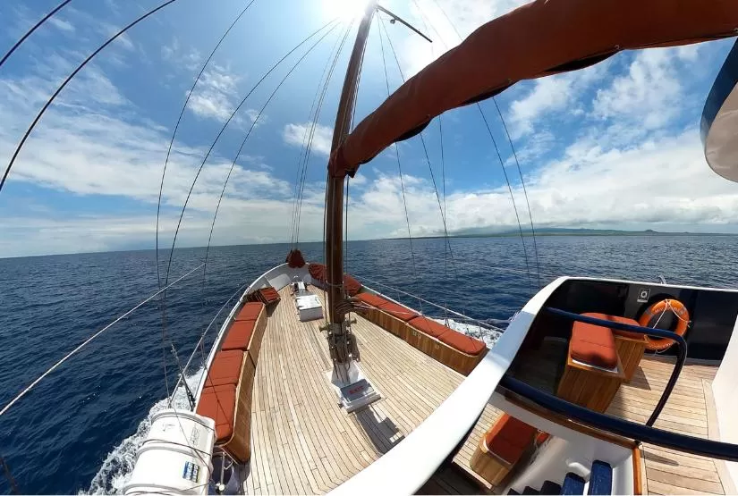 Samba Yacht sun deck