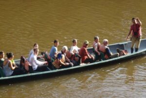 guacamayo lodge amazon jungle tour river