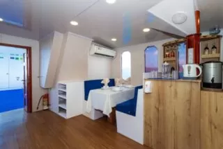 Danubio Azul Yacht coffee station
