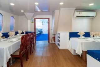 Danubio Azul Yacht dining area