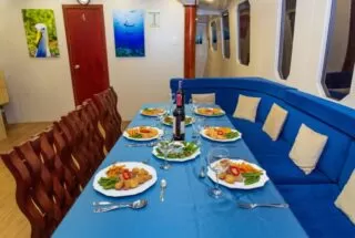 Danubio Azul Yacht food