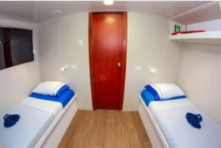 Danubio Azul Yacht twin cabin