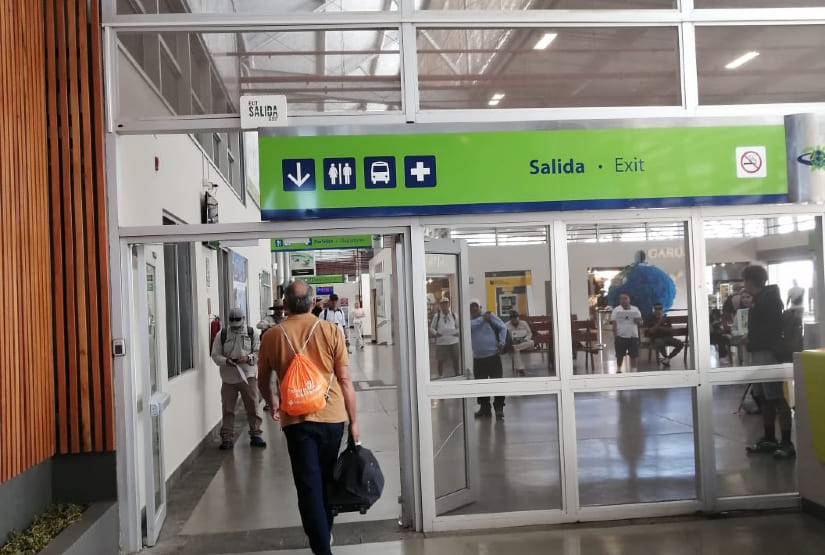 Galapagos exit airport