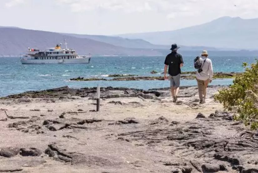 galapagos cruises 2024 trip