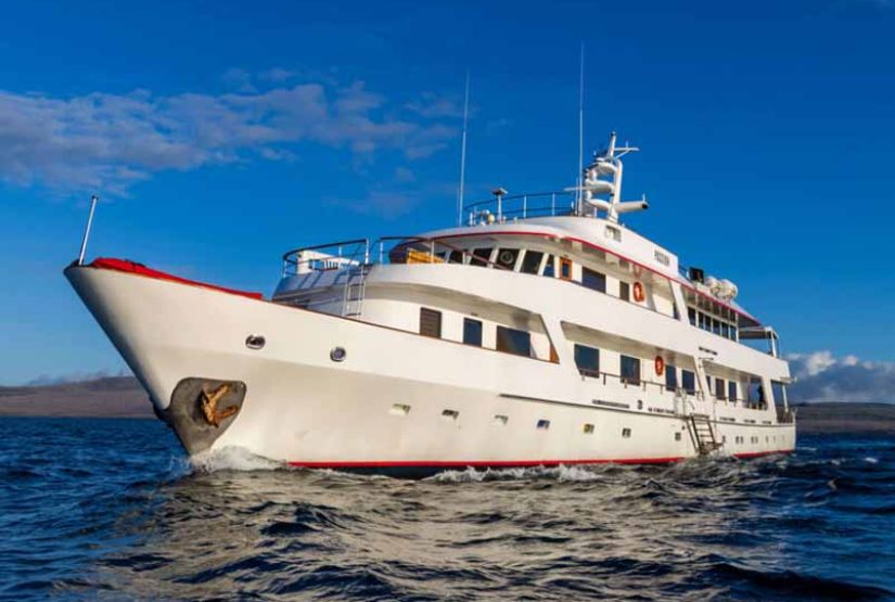 galapagos islands cruise itineraries 2024