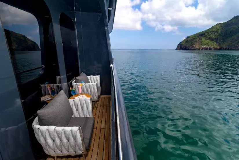 Galaxy-Sirius-Catamaran-Balcony