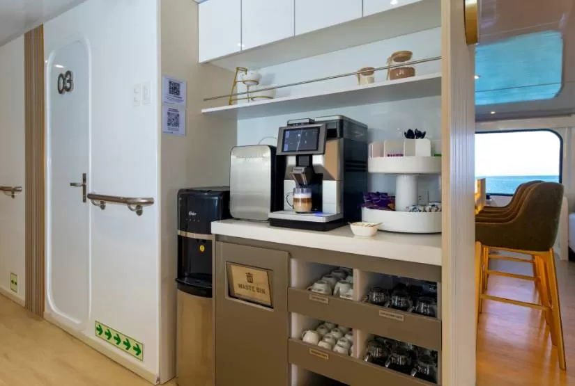 Galaxy-Sirius-Catamaran-Coffee-Station