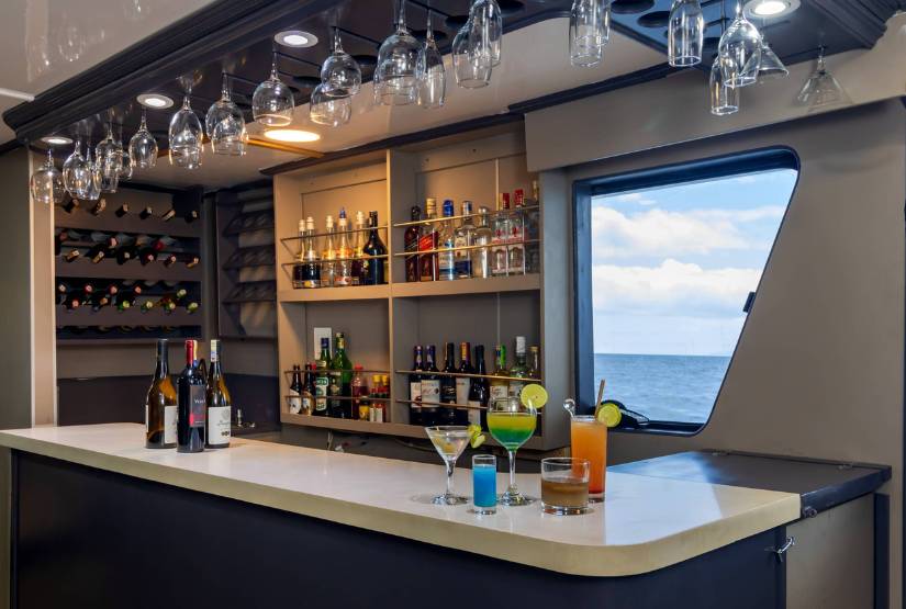Monserrat Yacht Bar