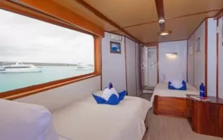 Beluga Yacht Twin Beds