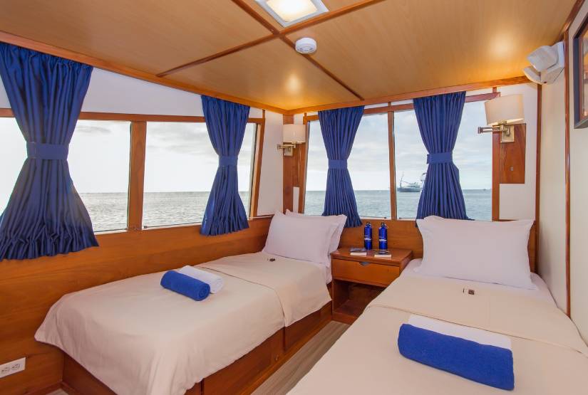 Beluga Yacht Twin Cabin