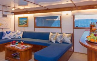Beluga Yacht living room